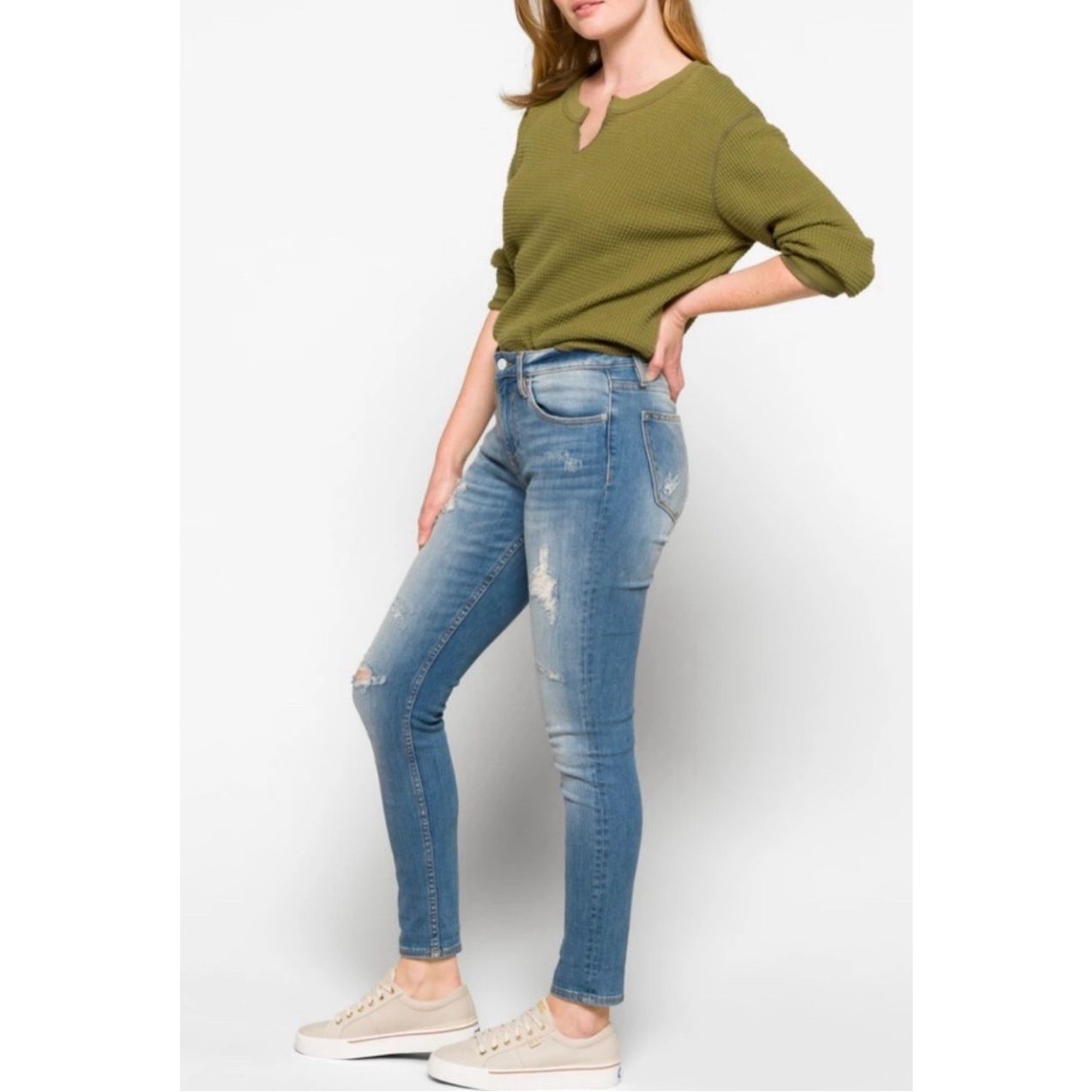 Vigoss Thompson Mid Rise Tomboy Size 31